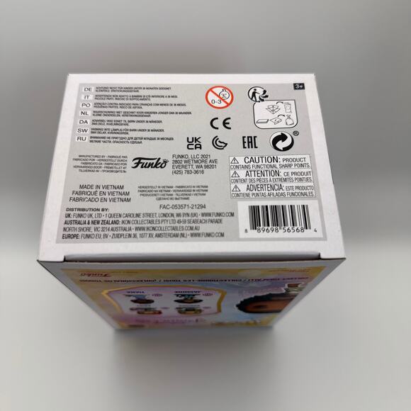 Moana #1162 Funko Pop Disney – Gold Accents with Pin - Picture 6 of 6